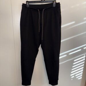 American Eagle Outfitters Black Jogger with Elastic Cuffs Size Medium